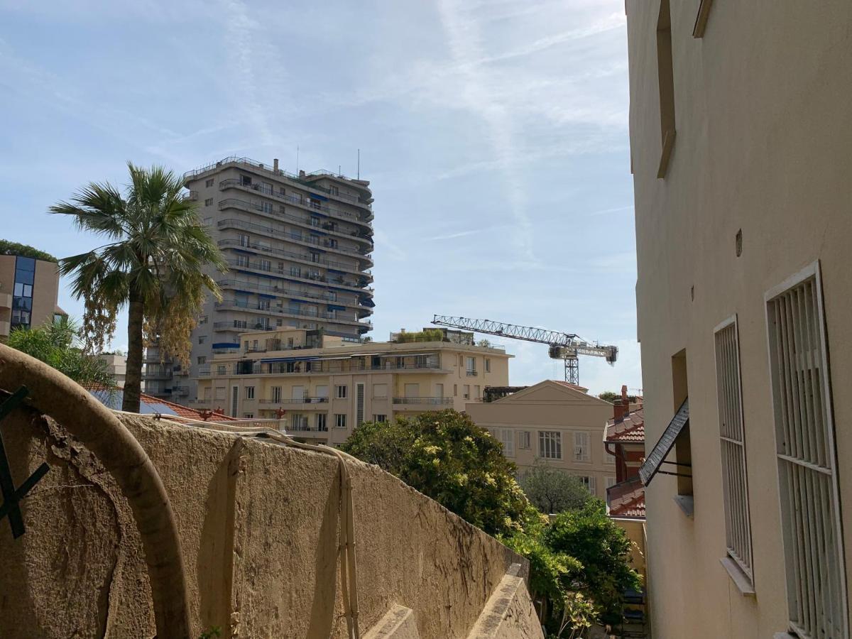 Very Central Suite Apartment With 1Bedroom Next To The Underground Train Station Monaco And 6Min From Casino Place Exterior foto